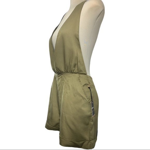 * NEW * Olive Jumpsuit - Short Open Back Size S - Picture 3 of 15